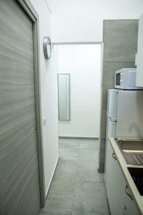 Na' Stanza In Piazza Apartman Nápoly Kültér fotó