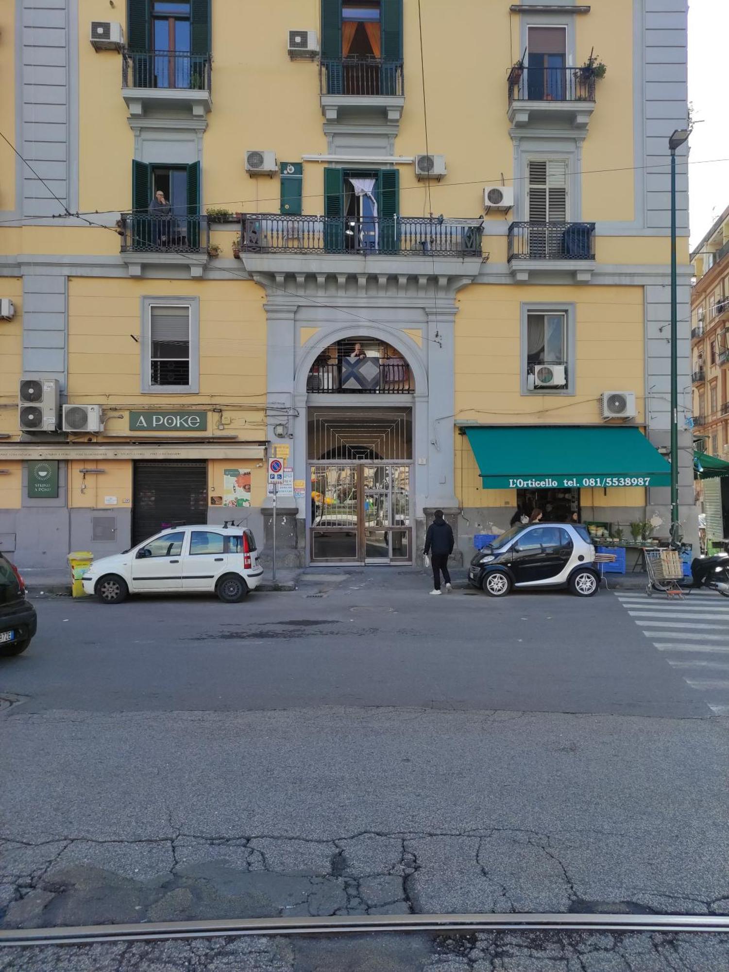 Na' Stanza In Piazza Apartman Nápoly Kültér fotó